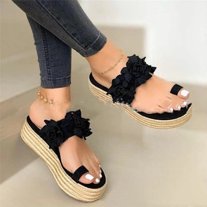 Toe strap summer sandals