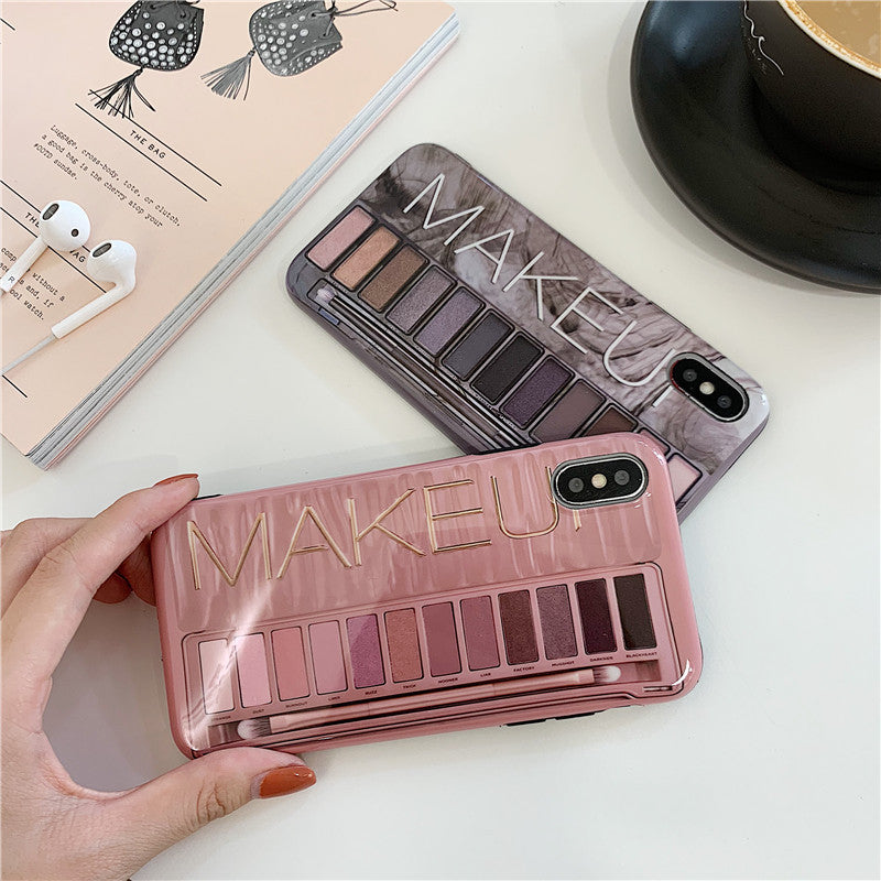 Eye shadow phone case