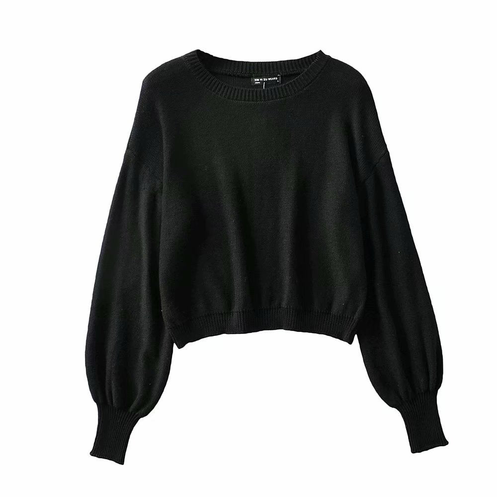 Solid color long-sleeved sweater