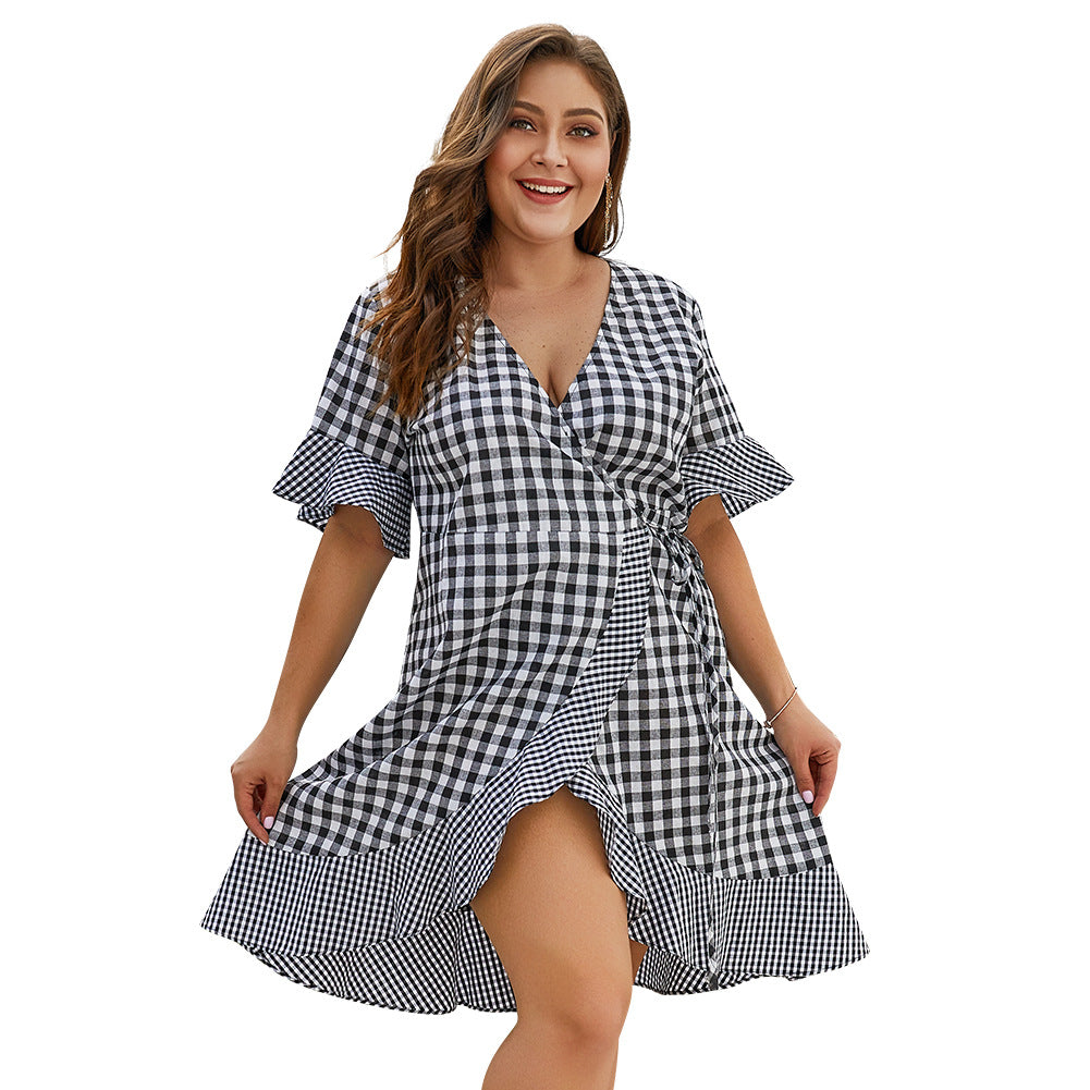 Women's plus size plaid ruffle dress