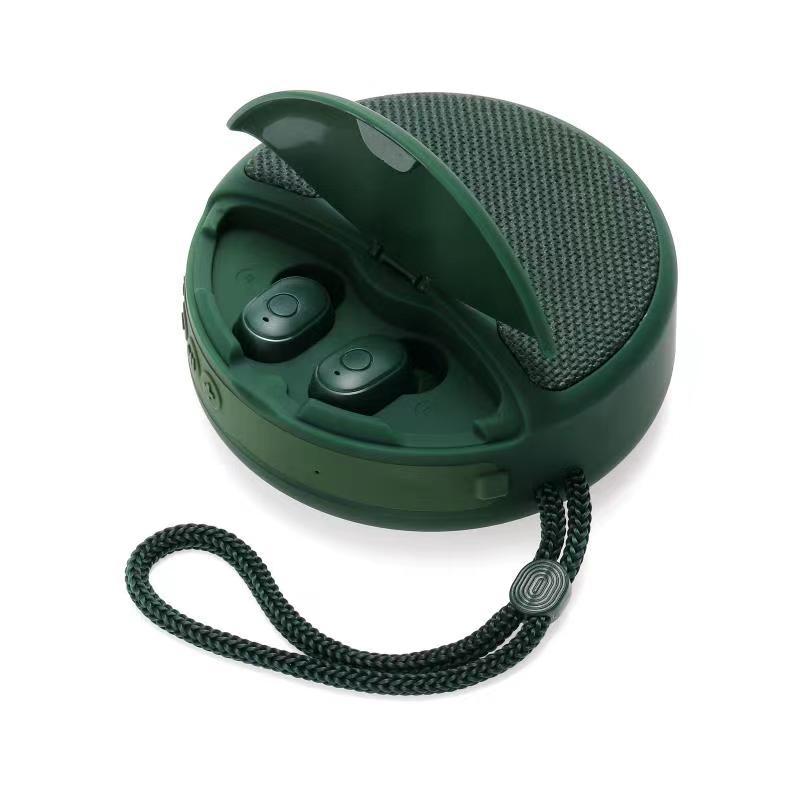 Portable Headset Bluetooth Speaker Integrated Wireless 3D Stereo Subwoofer With FM Radio