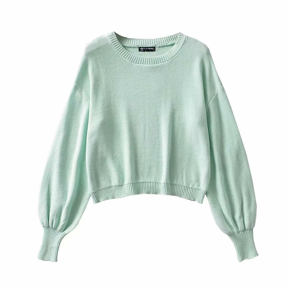 Solid color long-sleeved sweater