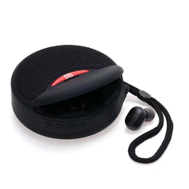 Portable Headset Bluetooth Speaker Integrated Wireless 3D Stereo Subwoofer With FM Radio