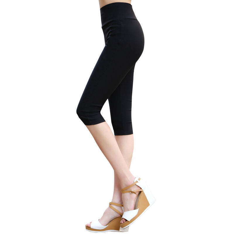 Plus Size Candy Color Slim-leg Capri Pants